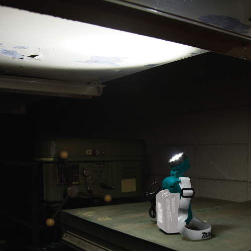 Makita DML800 18 V LXT Lithium‑Ion Cordless L.E.D. Headlamp, Headlamp Only