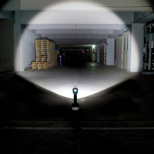 Makita DML808 18 V LXT Lithium‑Ion Cordless Adjustable Beam L.E.D. Flashlight, Flashlight Only