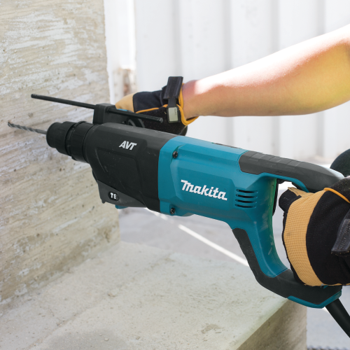 Makita HR2641 1 in. SDS‑PLUS AVT Rotary Hammer (D‑Handle)