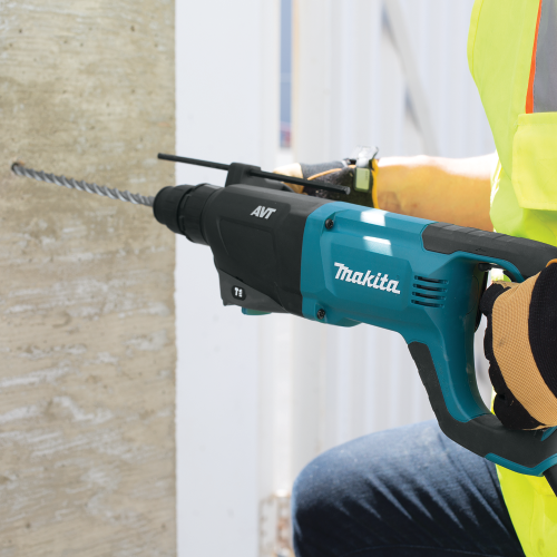 Makita HR2641 1 in. SDS‑PLUS AVT Rotary Hammer (D‑Handle)