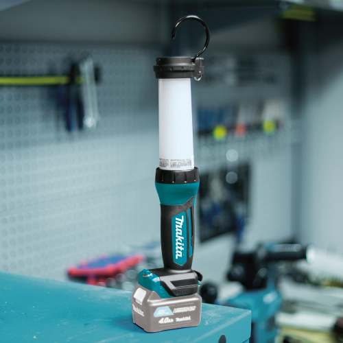 Makita ML104 12 V max CXT Lithium‑Ion Cordless L.E.D. Lantern/Flashlight, Flashlight Only